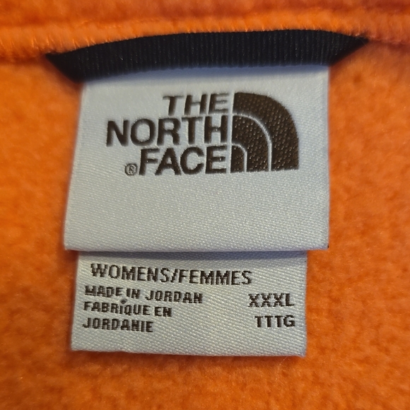 Northface Women's Plus Cragmont Fleece Vest - Picture 5 of 7